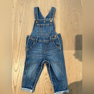 NWOT 18-24M Oldnavy Denim Overalls